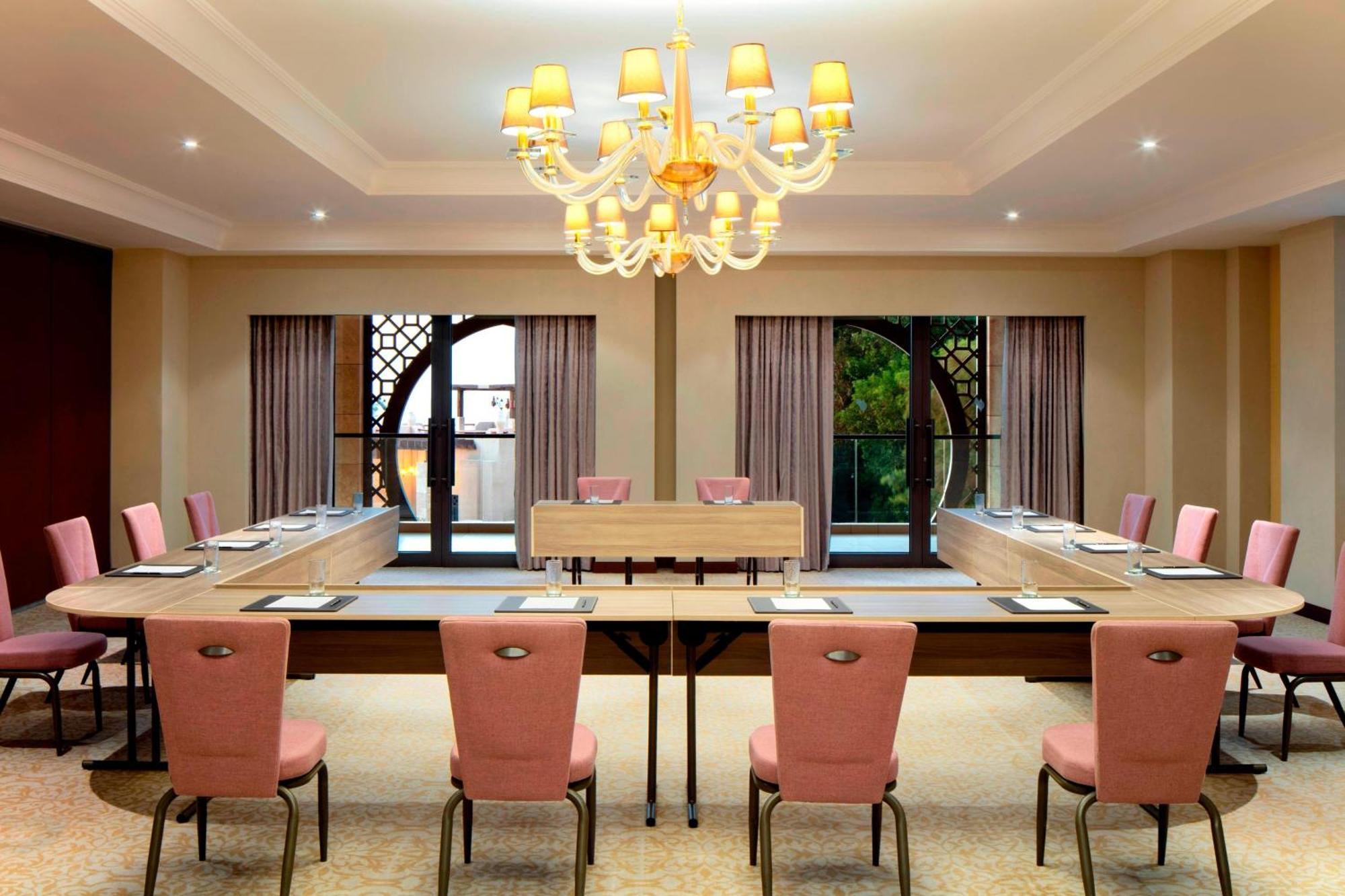 Ajman Saray, A Luxury Collection Resort, Adzsmán Kültér fotó Meeting room